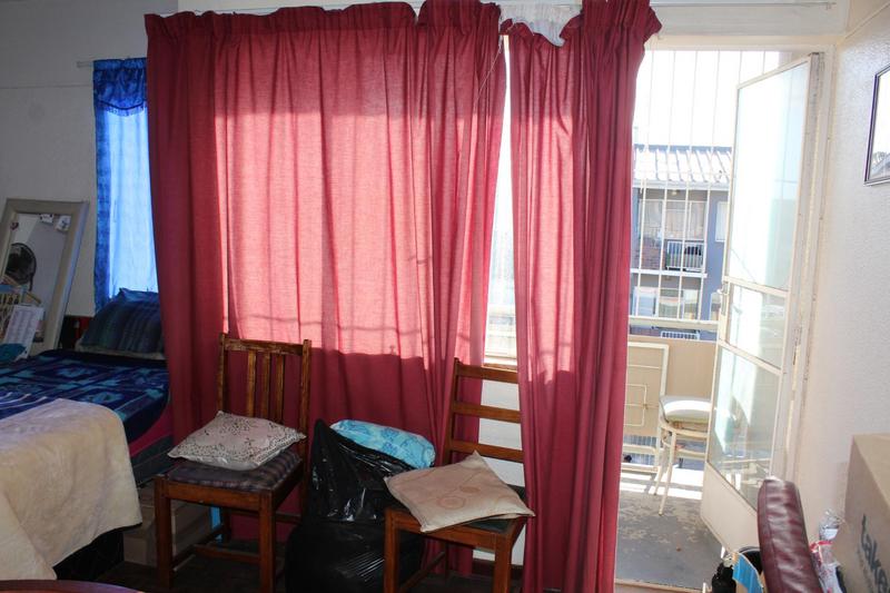 1 Bedroom Property for Sale in Parow Western Cape
